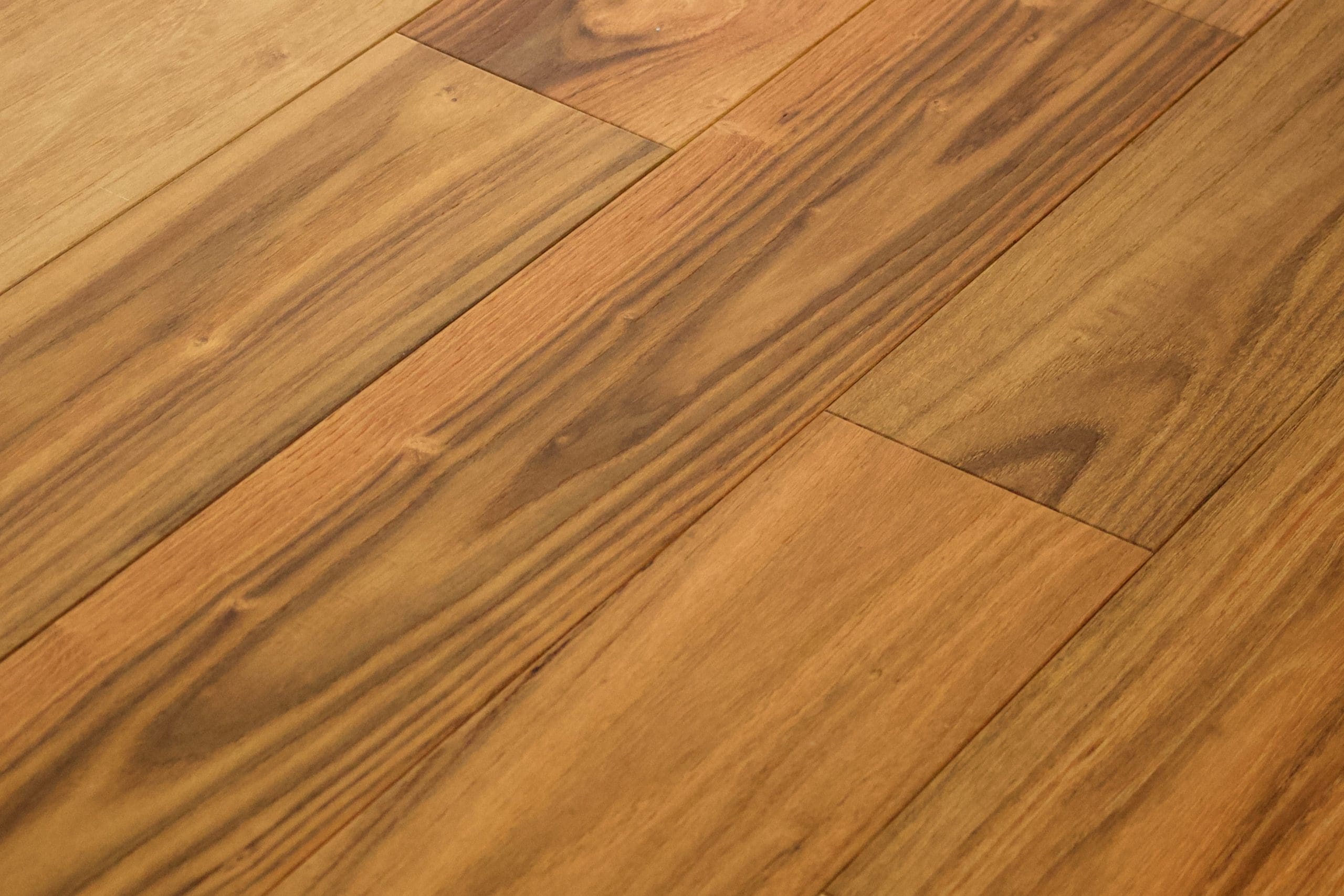PARQUET MASSELLO PREFINITO – TEAK ASIA – NATURALE – VERNICIATO OPACO