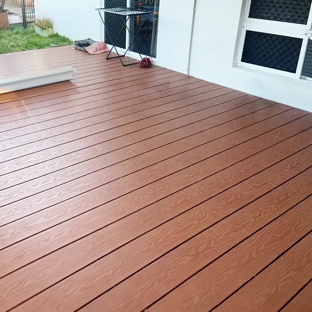 Nuovo Decking Composito WPC in Rilievo 3D per Pavimentazione da Esterno