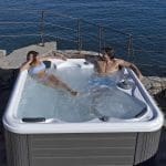 CAPRI – Minipiscina per il Benessere a Portata di Giardino – Caffè