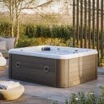 CAPRI – Minipiscina per il Benessere a Portata di Giardino – Caffè